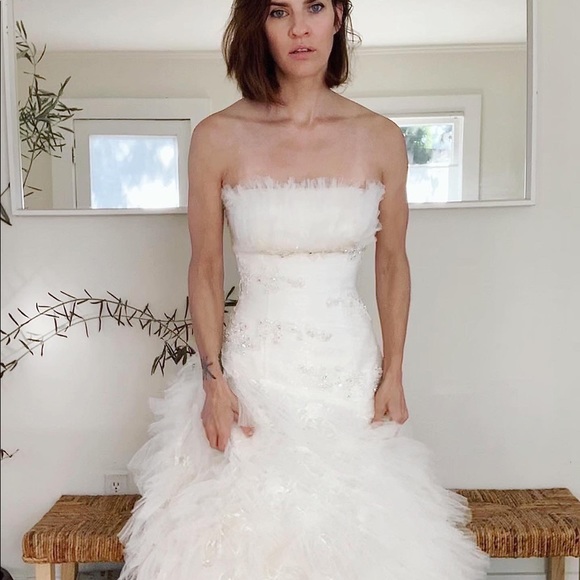 Wedding dress - Picture 7 of 9